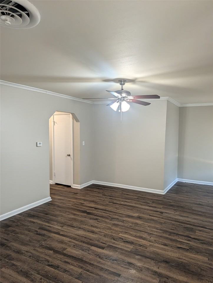 3517 Binyon Ave - Photo 3 of 16