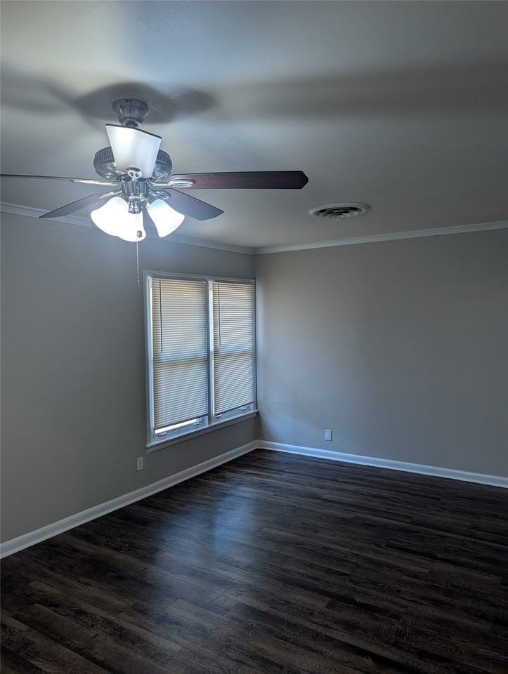 3517 Binyon Ave - Photo 4 of 16