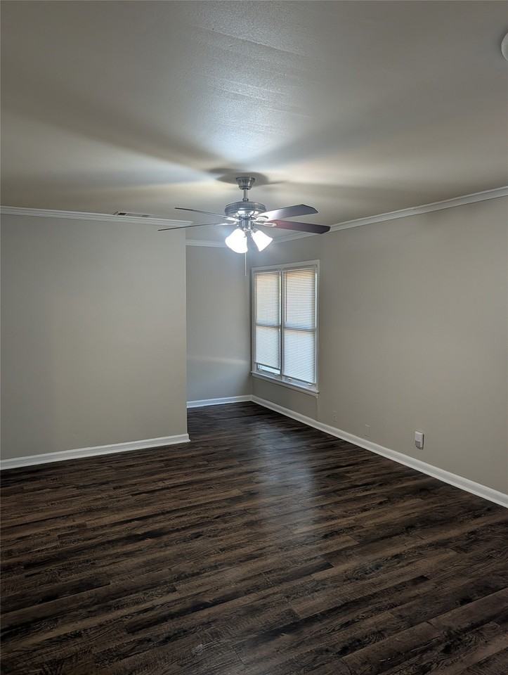 3517 Binyon Ave - Photo 5 of 16