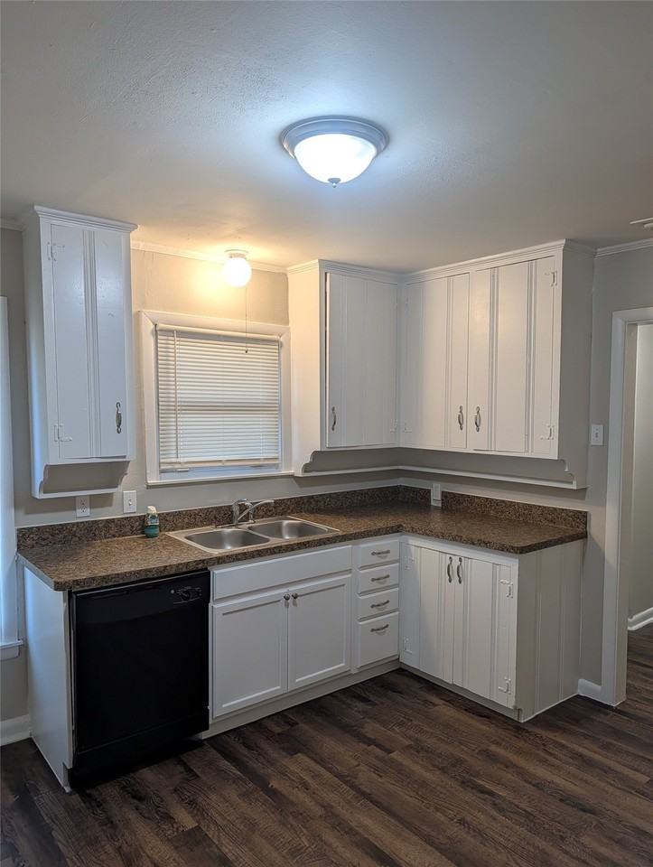 3517 Binyon Ave - Photo 7 of 16