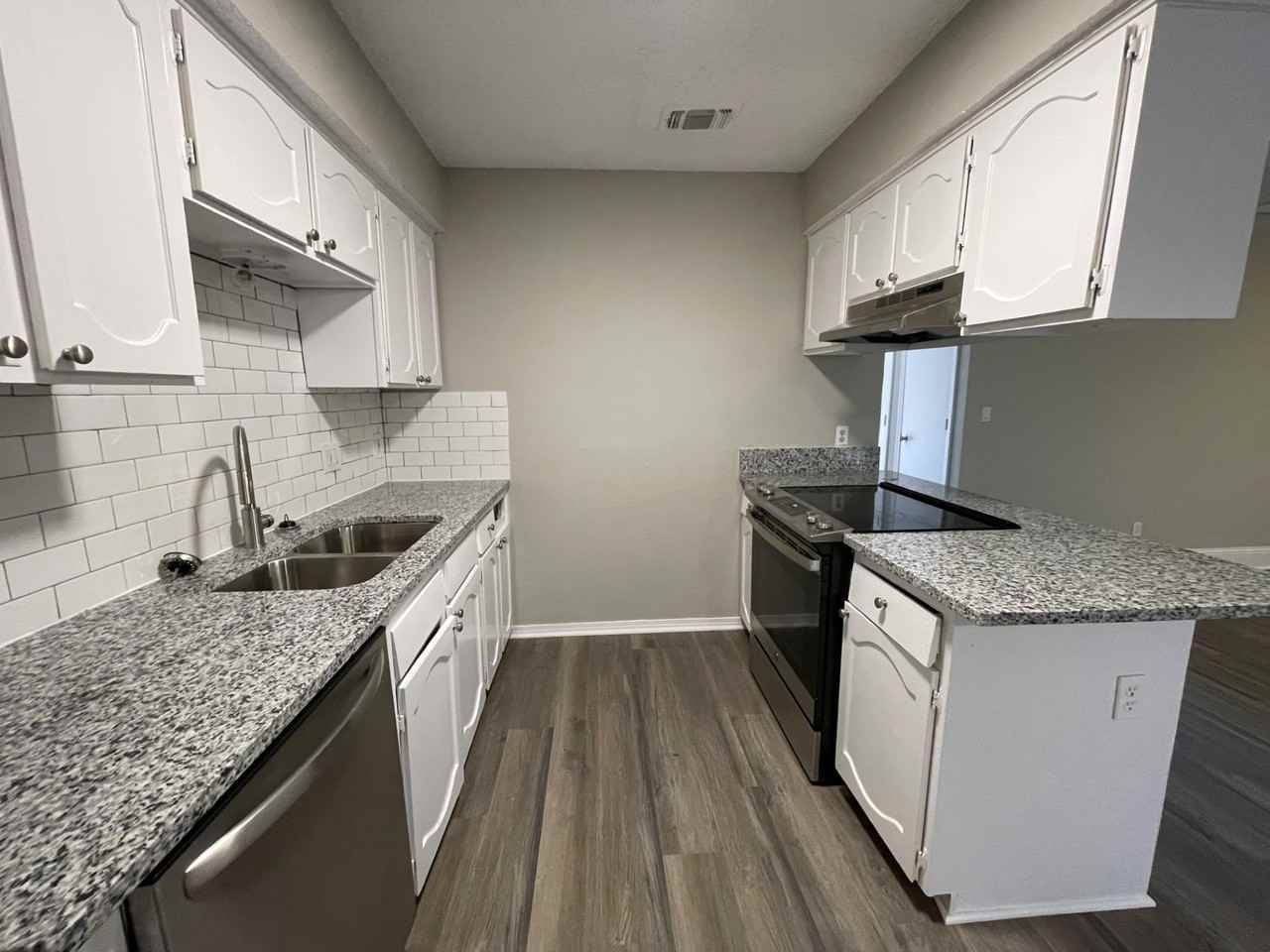 5315 Windy Meadow Dr - Photo 4 of 10
