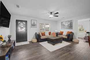 7210 Hickory St - Photo 1 of 1