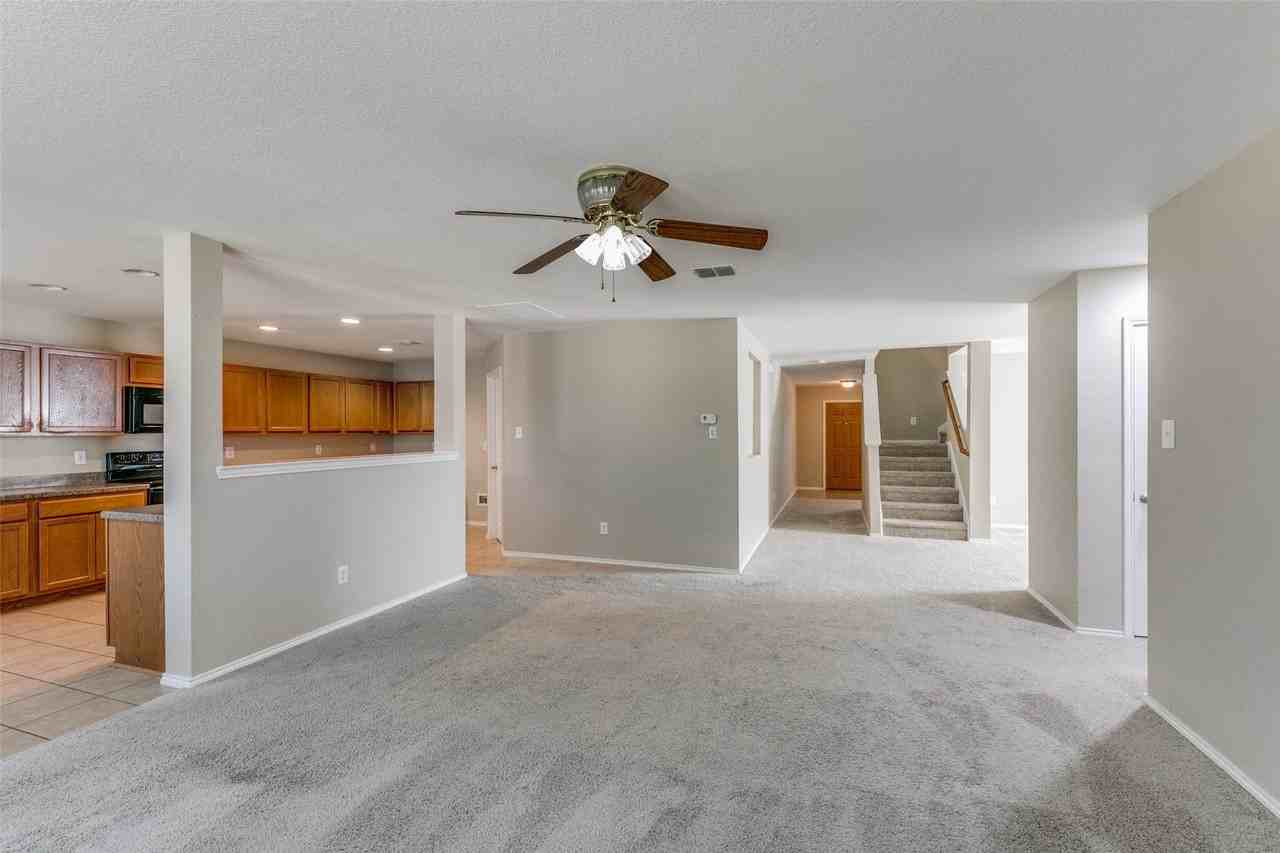 13085 Minnow Way - Photo 5 of 27