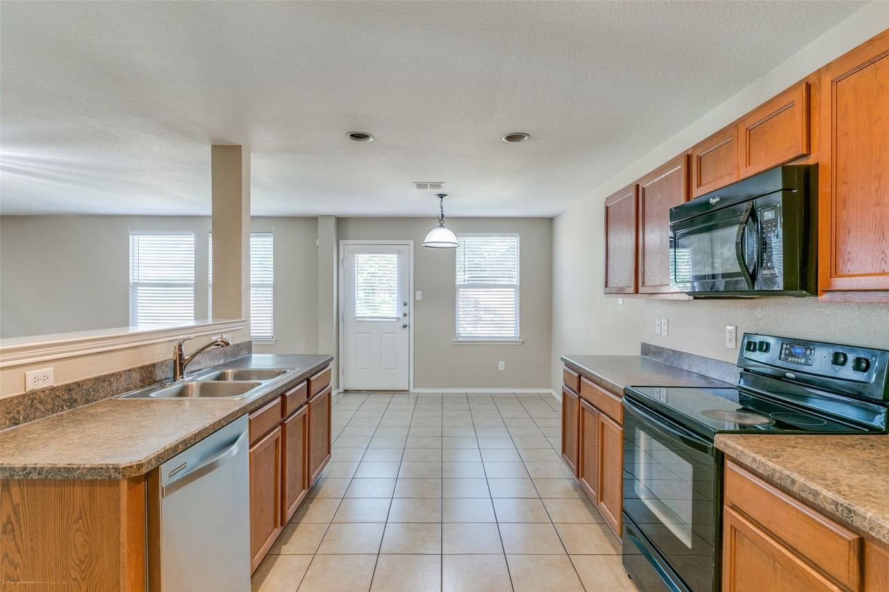 13085 Minnow Way - Photo 7 of 27