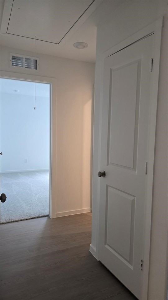 7916 Rutherford Ln - Photo 7 of 18