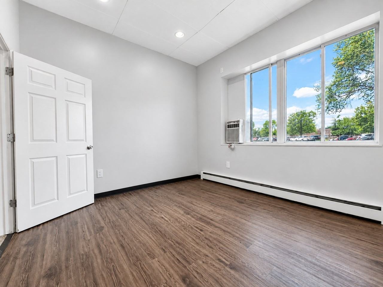 71 Catlin St #L20 - Photo 6 of 15