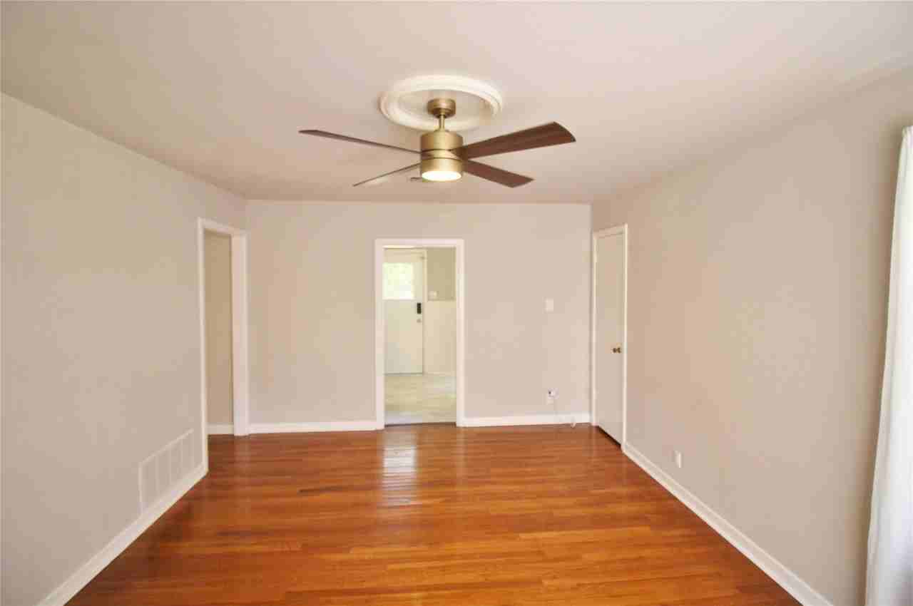104 Savannah St - Photo 7 of 27