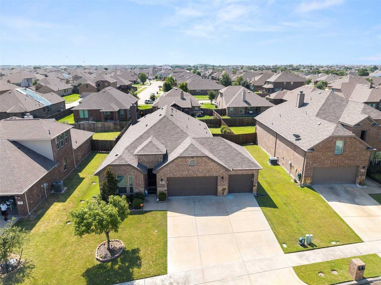 127 Chaco Dr - Photo 2 of 22