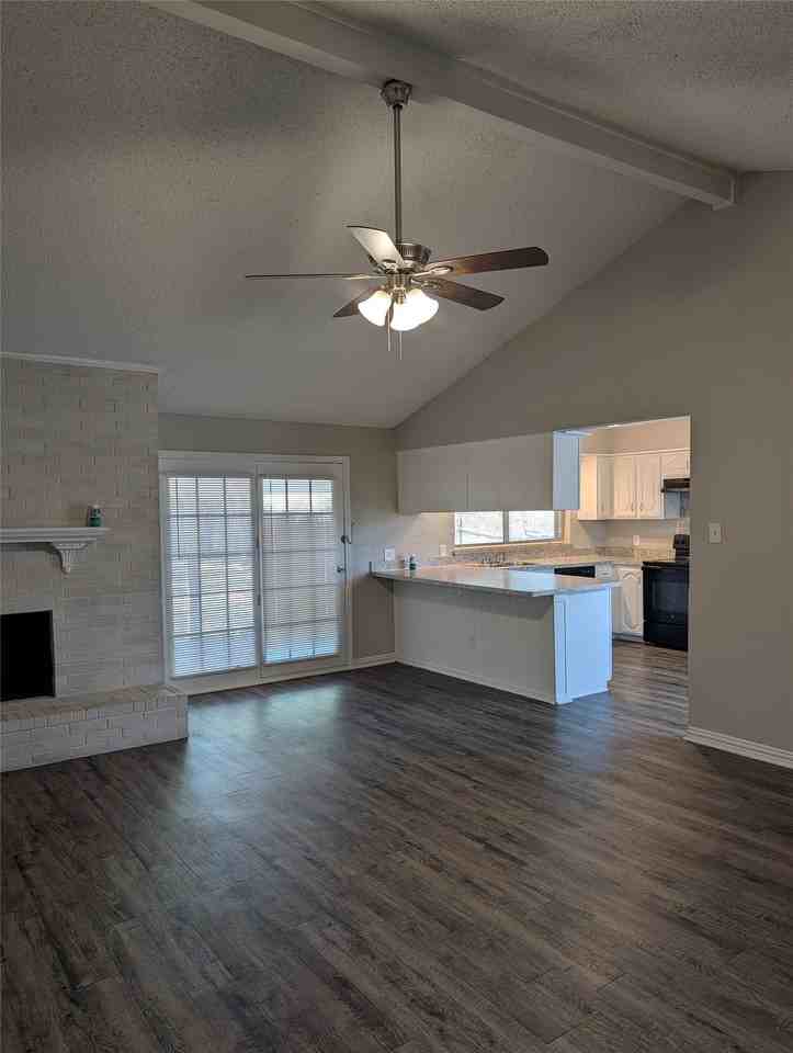 6816 Westglen Dr - Photo 5 of 18
