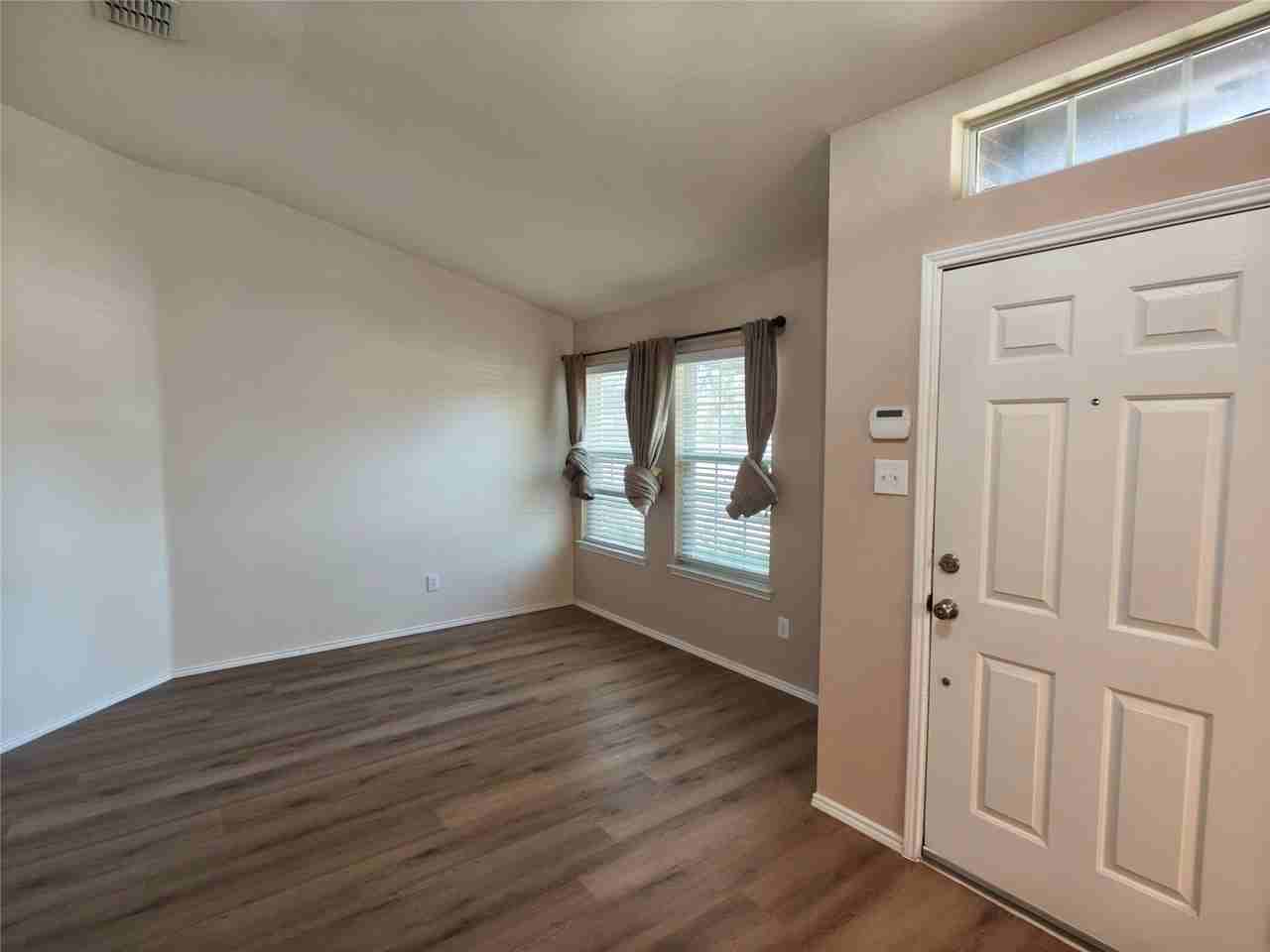 1304 Hansberry Dr - Photo 2 of 21