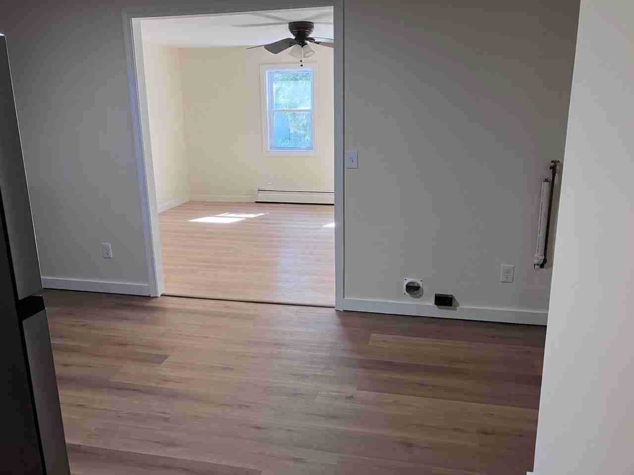 391 School St #5 - Photo 3 of 9