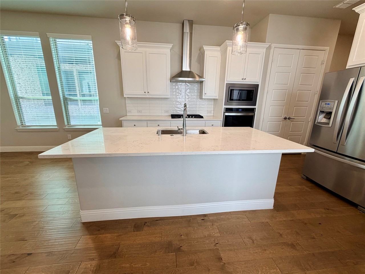 4271 Runway Mews - Photo 5 of 27