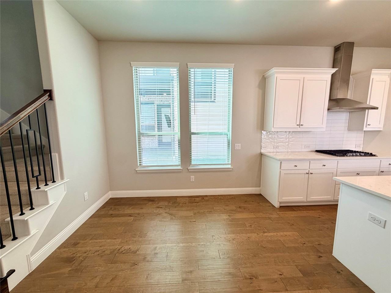 4271 Runway Mews - Photo 7 of 27
