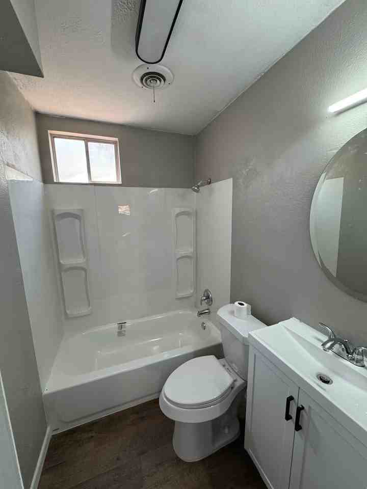 1802 Dayton Dr - Photo 2 of 5