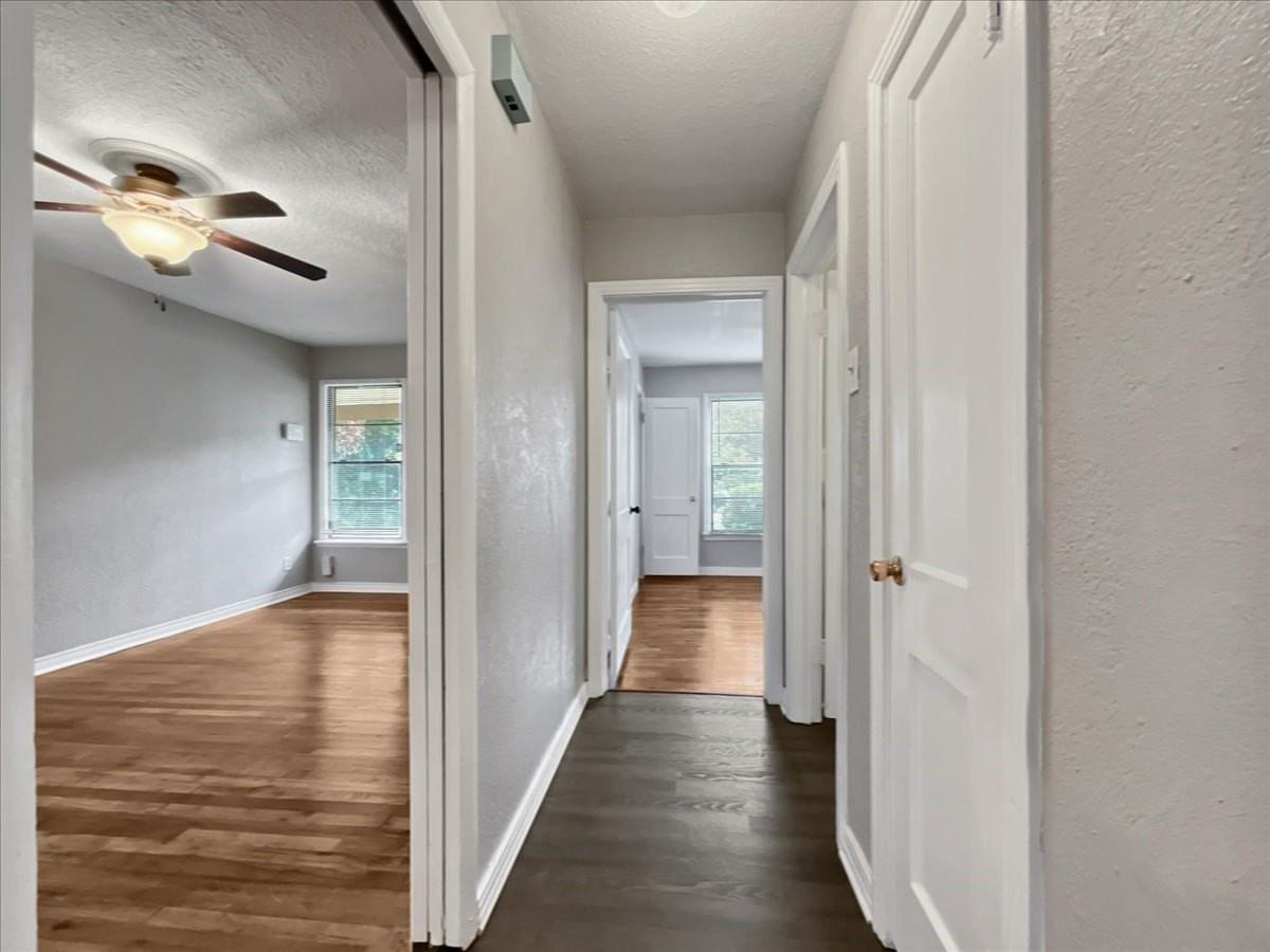 4929 Donnelly Ave - Photo 7 of 20