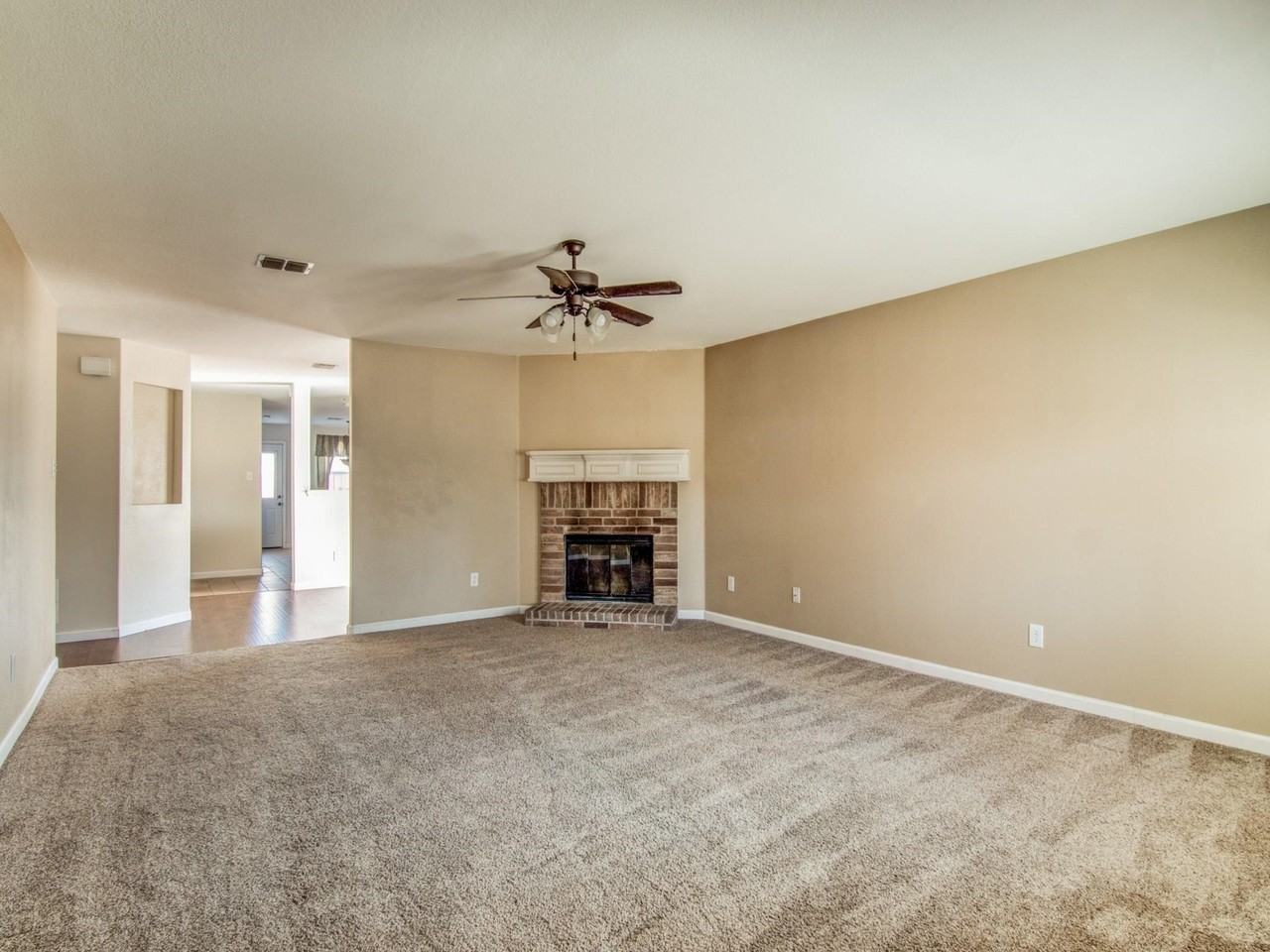 13120 Barbarosa Dr - Photo 2 of 25