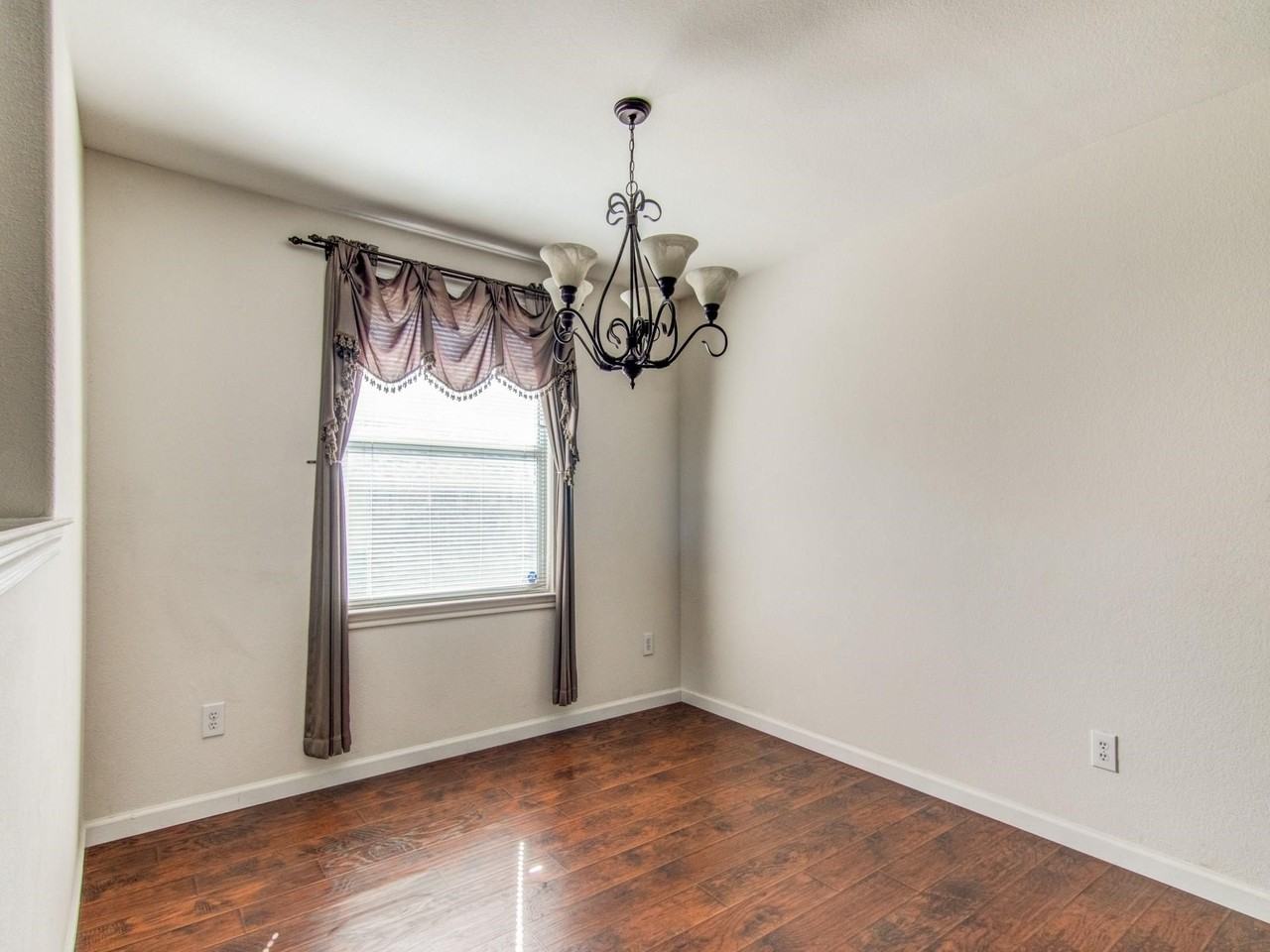 13120 Barbarosa Dr - Photo 6 of 25