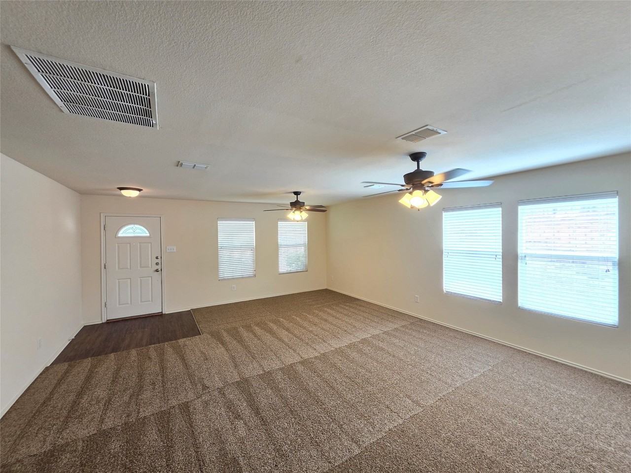8108 Stowe Springs Ln - Photo 6 of 40