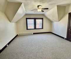 featured image of 137 Whitwell St #3