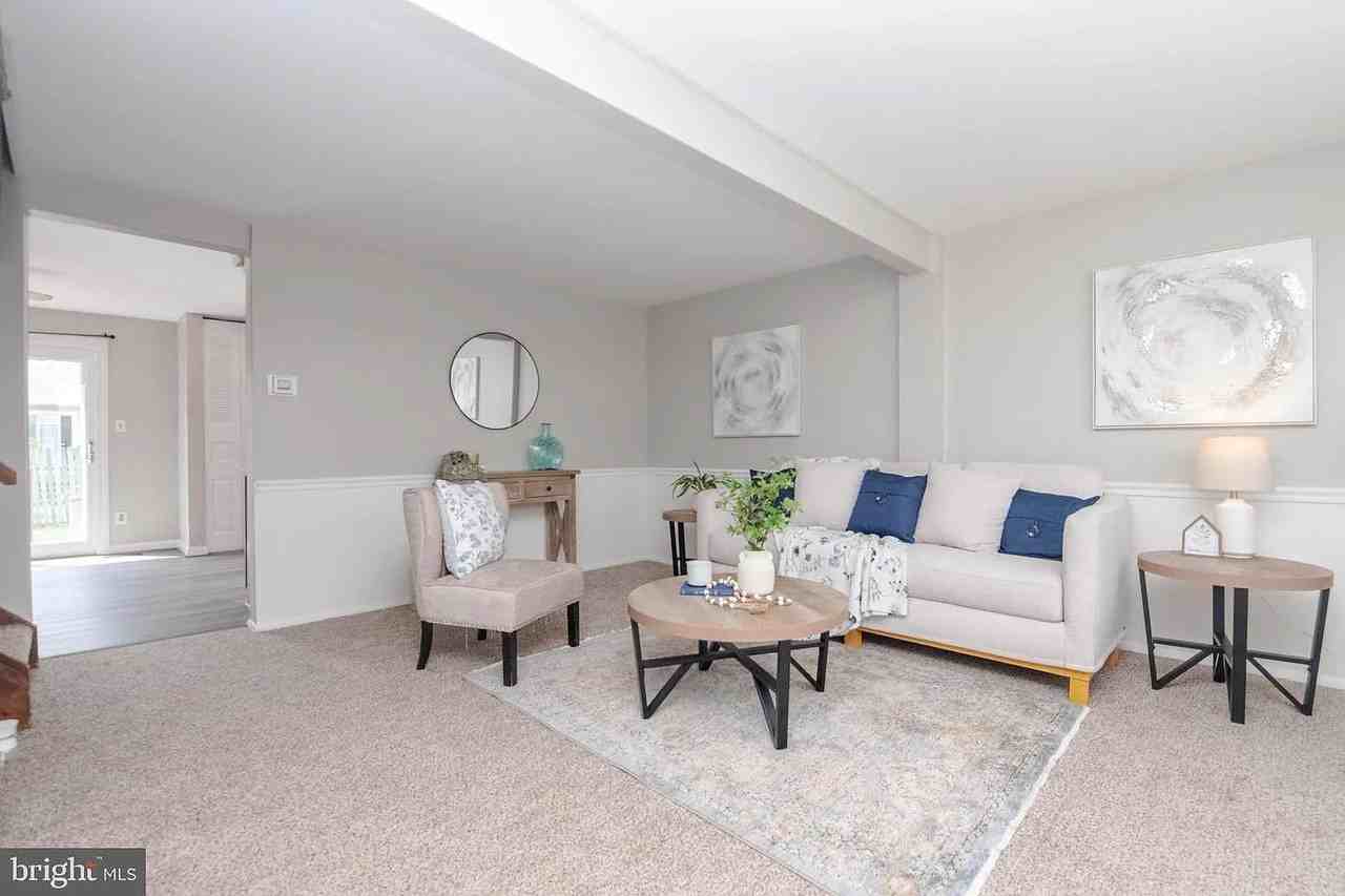 1356 Saint Francis Rd - Photo 2 of 20