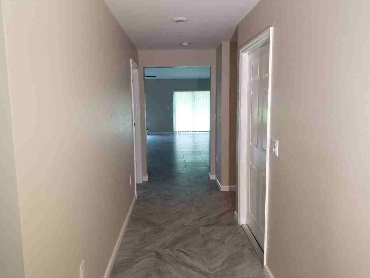 508 Se 7th Ave - Photo 2 of 12