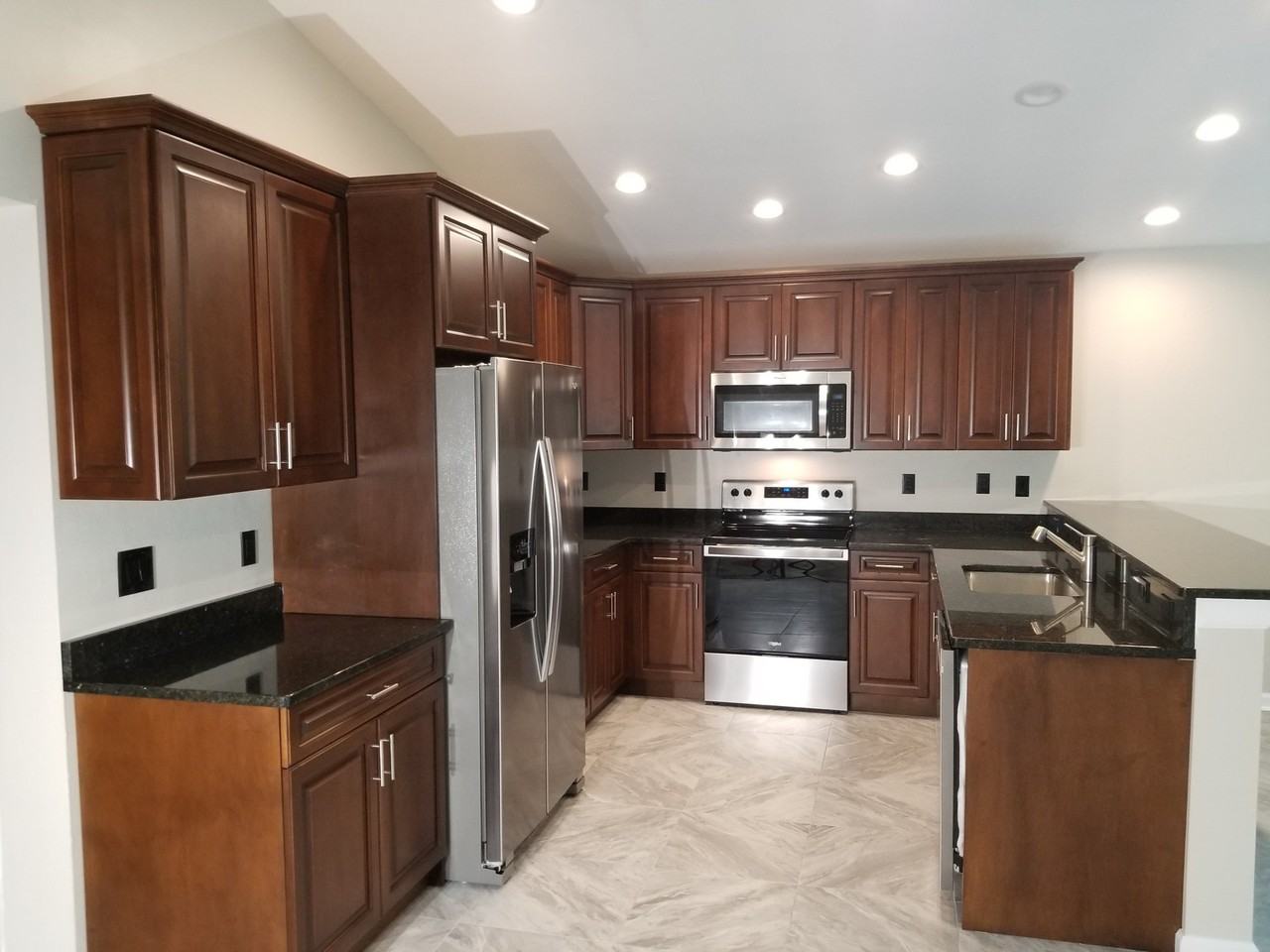 508 Se 7th Ave - Photo 7 of 12