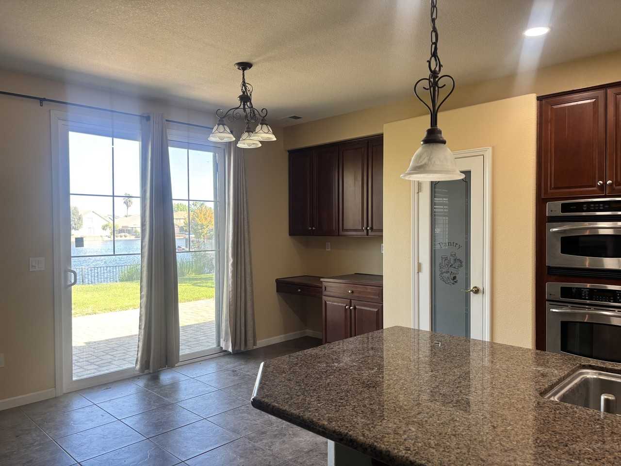 1527 Horizon Ln #1 - Photo 4 of 27