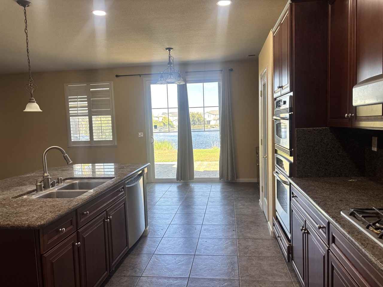 1527 Horizon Ln #1 - Photo 6 of 27