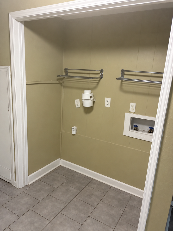 2356 Felton Ave #1 - Photo 3 of 23