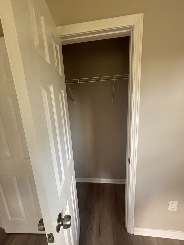 25 Clearview Ave #1 - Photo 2 of 14
