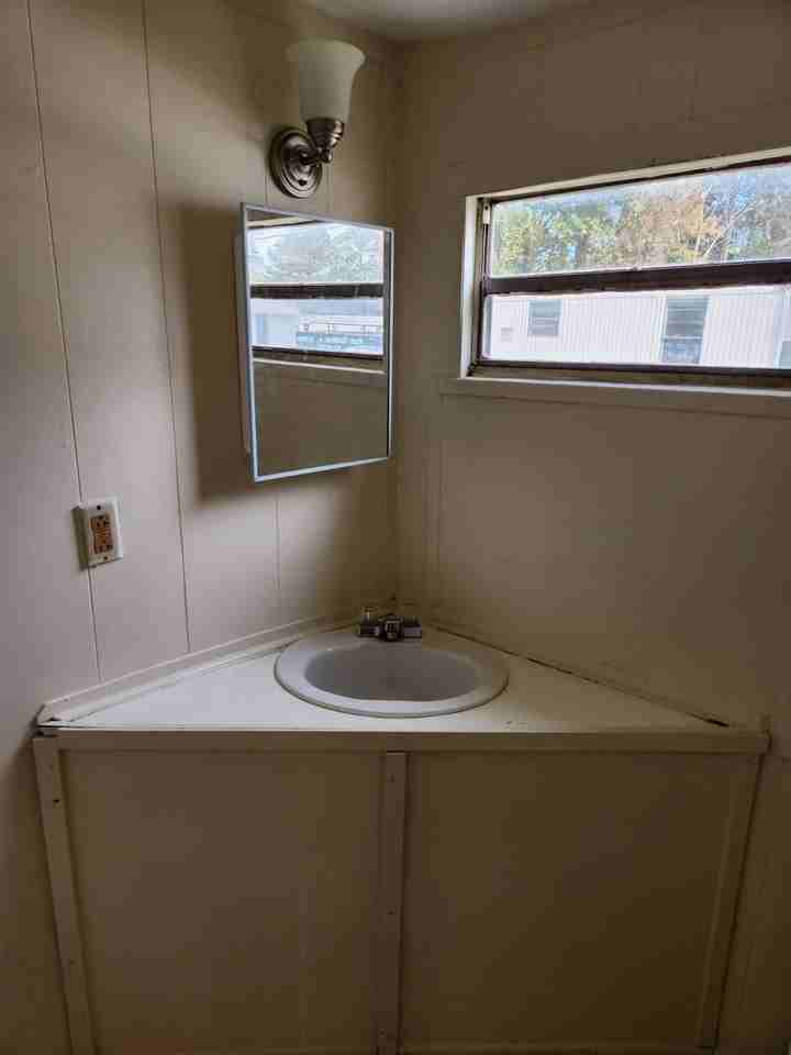 114 Grace Park Lane - Photo 5 of 10