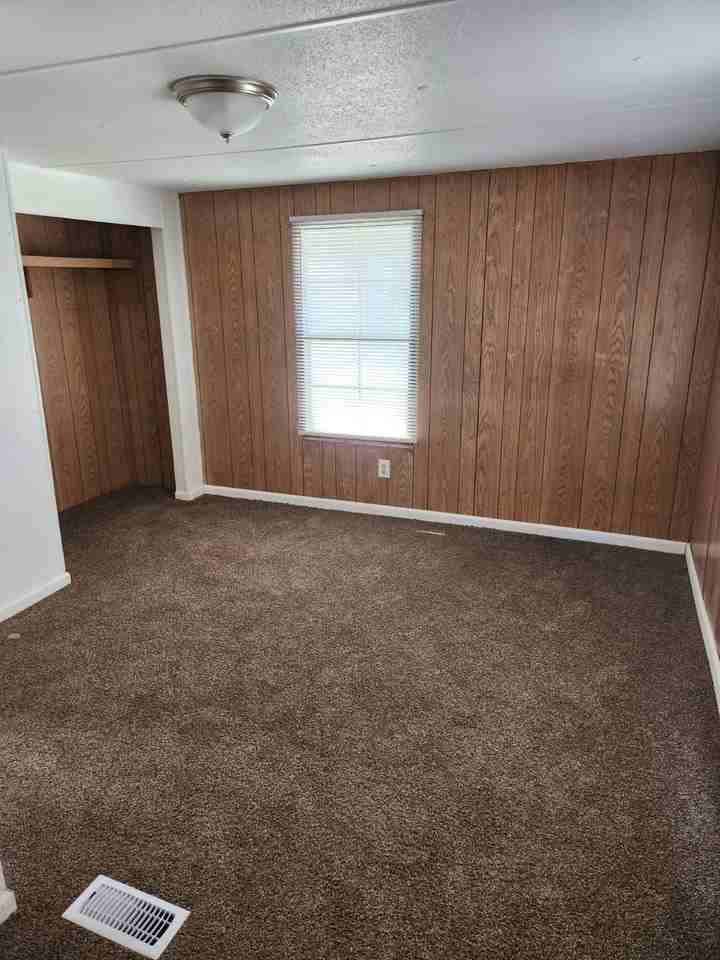 117 Grace Park Lane - Photo 7 of 13