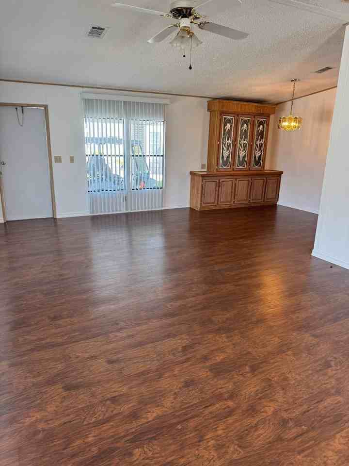 450 Country Oaks Dr - Photo 4 of 50