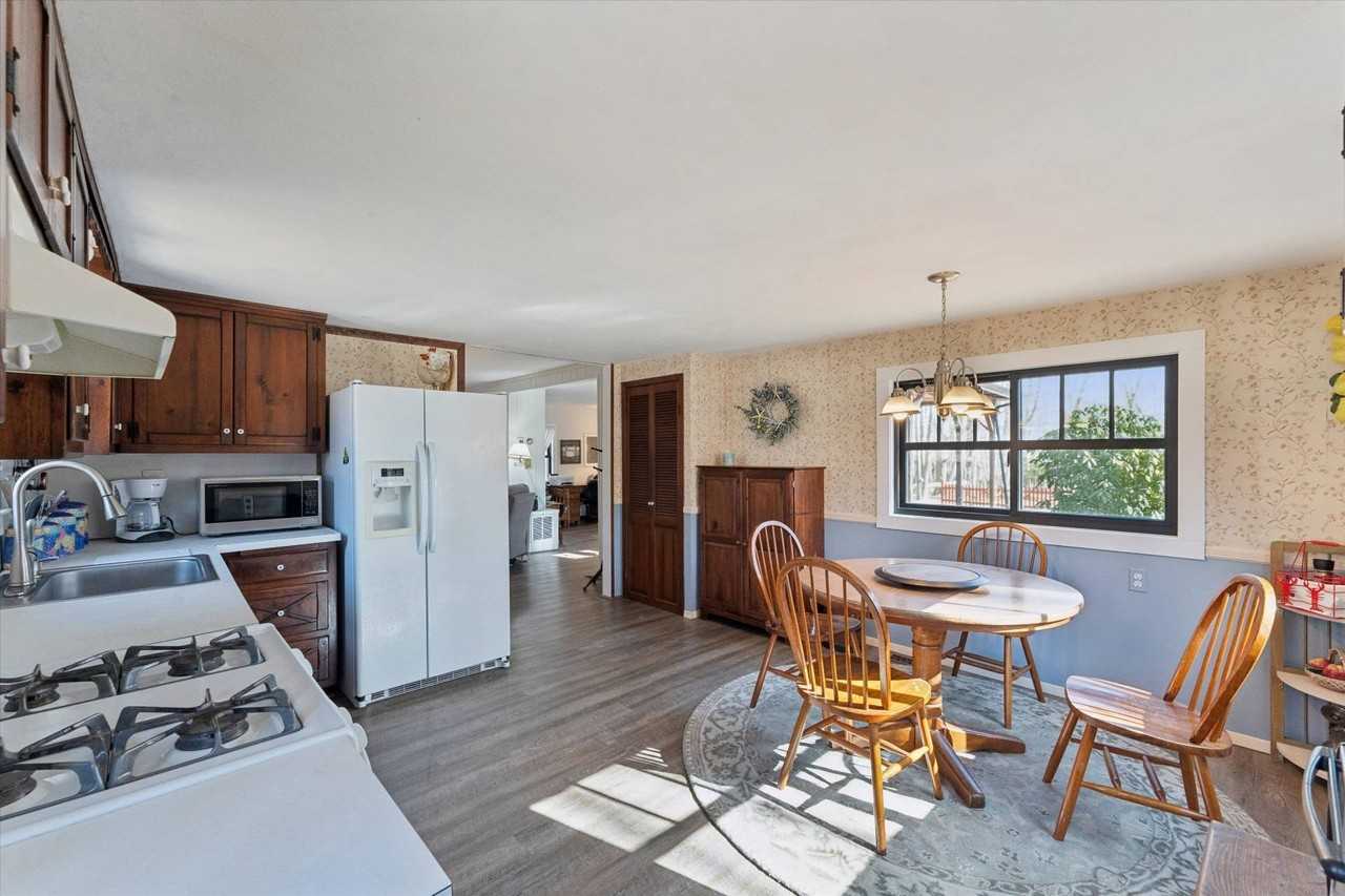 20 Hildreth St - Photo 5 of 25