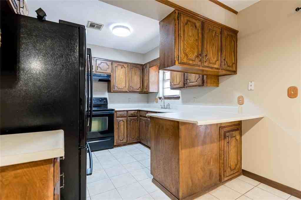 110 Peggy Dr - Photo 6 of 20
