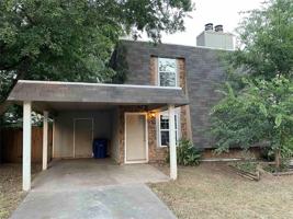 featured image of 917 Acacia Cir