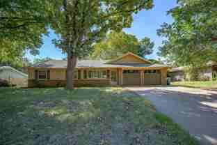 902 N Benjamin St - Photo 1 of 1