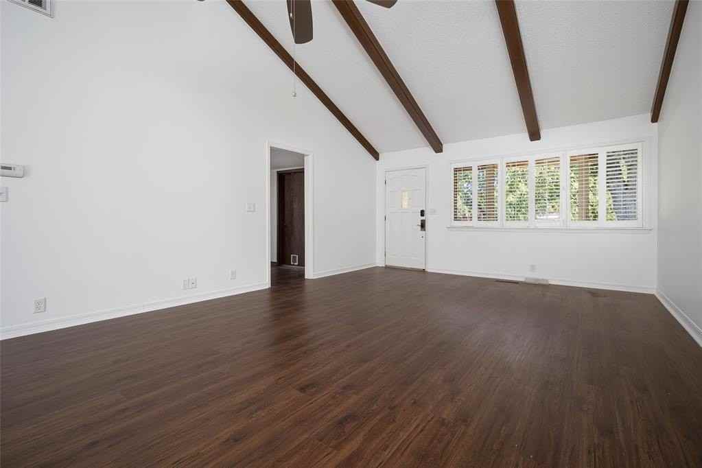 902 N Benjamin St - Photo 7 of 26