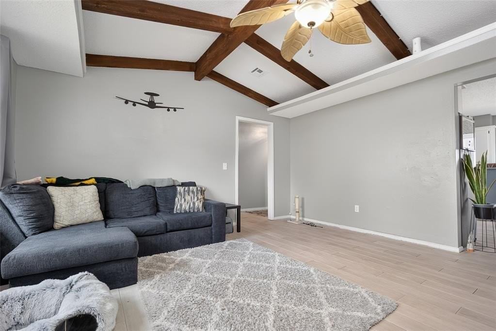 801 N Markwell Ave - Photo 4 of 20