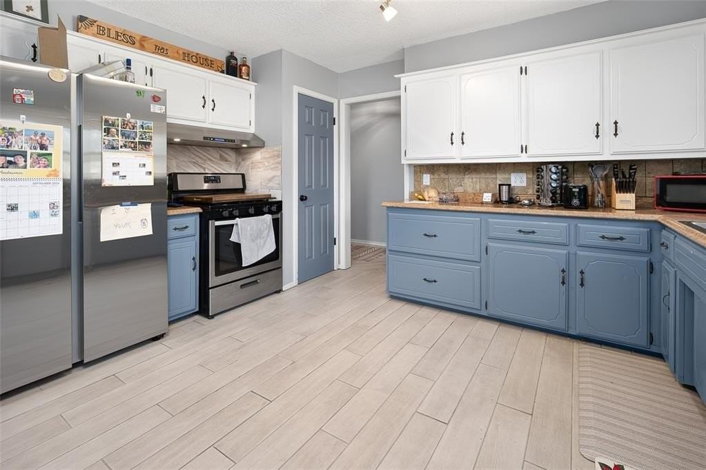 801 N Markwell Ave - Photo 7 of 20