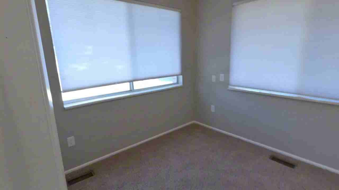 272 N State St - Photo 5 of 15
