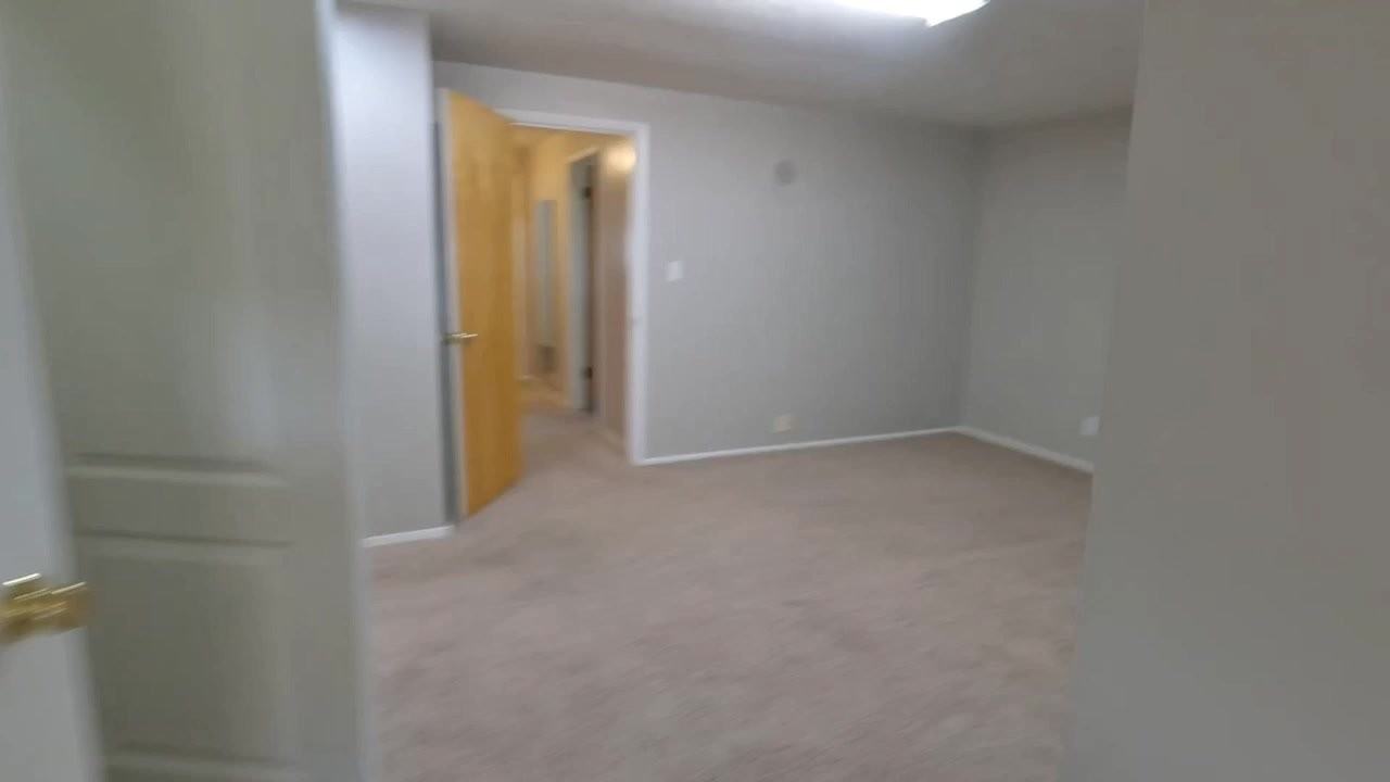 272 N State St - Photo 6 of 15