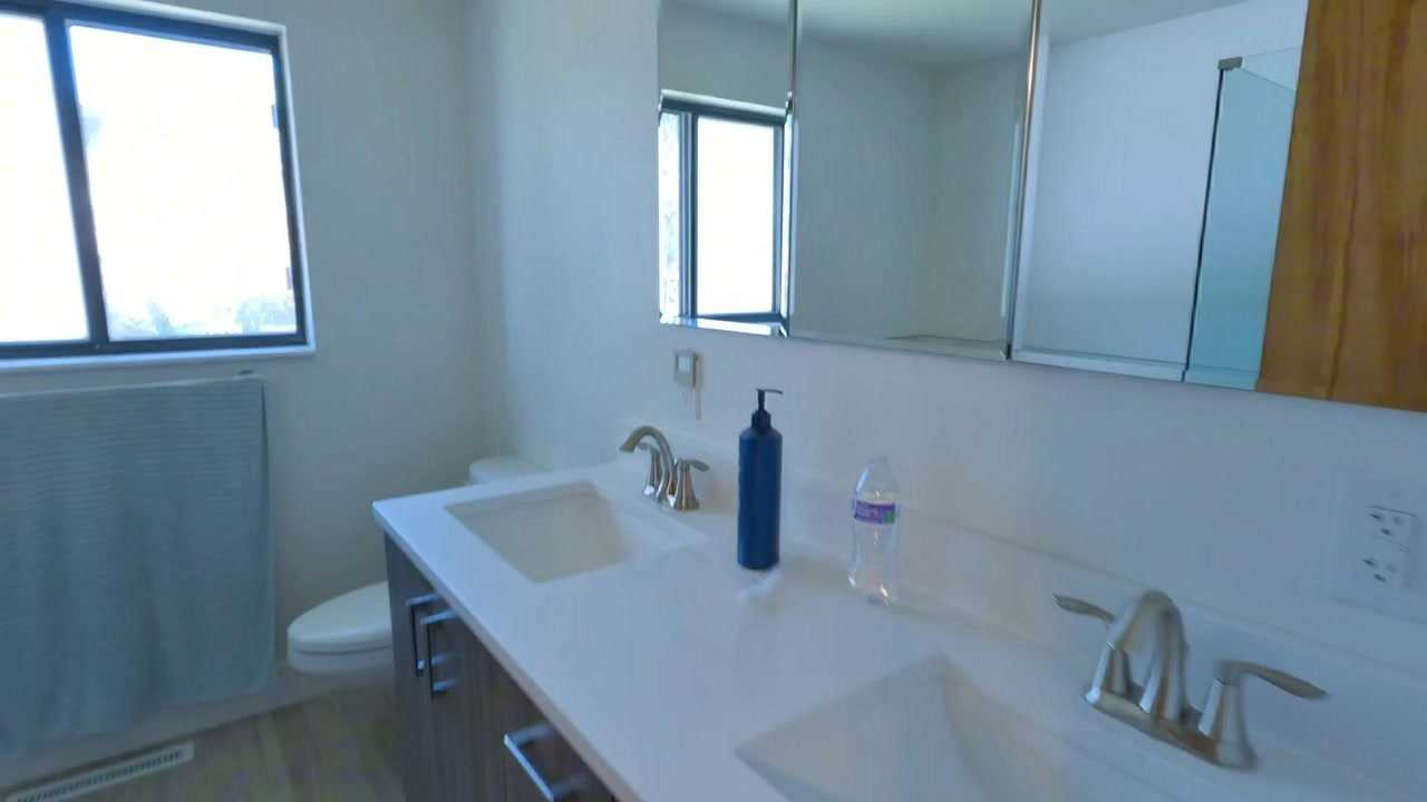 272 N State St - Photo 7 of 15