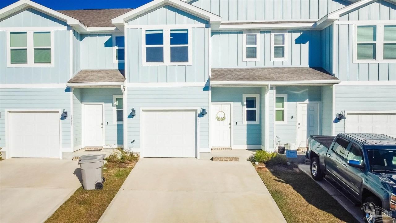 9530 Nature Creek Cir - Photo 2 of 38