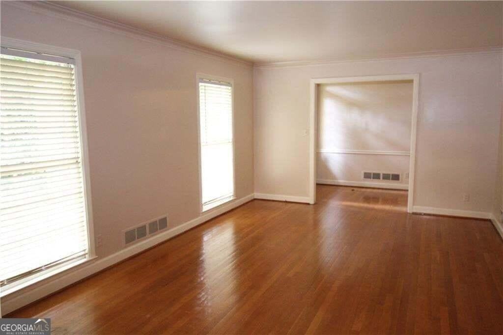 4690 Huntley Dr - Photo 6 of 29