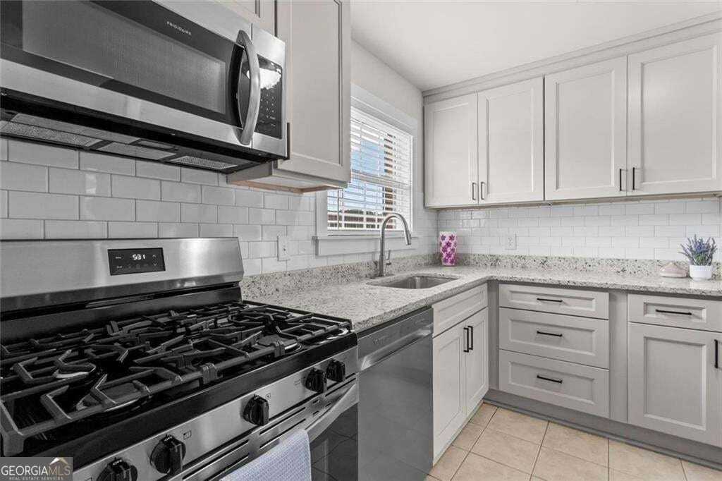 5621 Kingsport Dr Ne - Photo 3 of 29