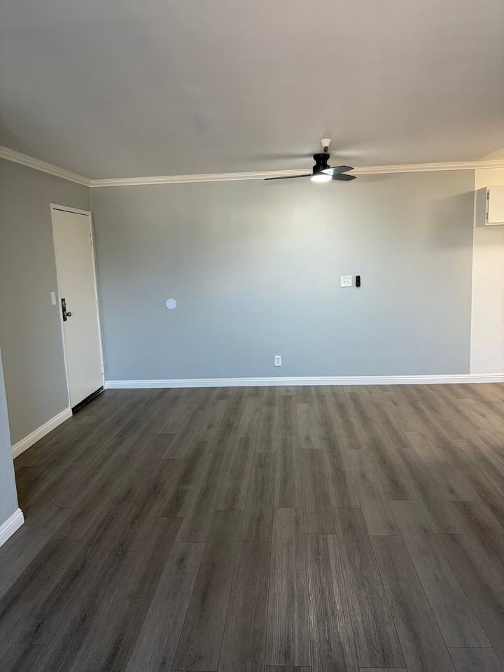 5811 Tujunga Ave #115 - Photo 5 of 7