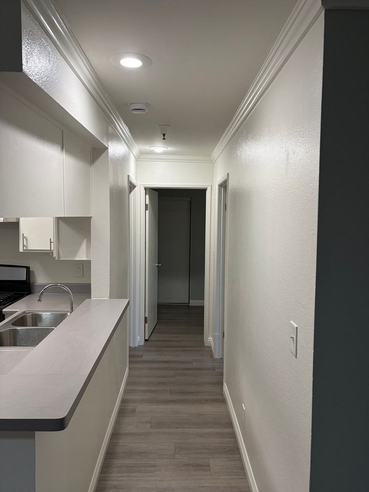 5811 Tujunga Ave #115 - Photo 6 of 7
