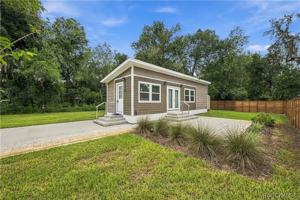 featured image of 9306 E Sycamore Pl
