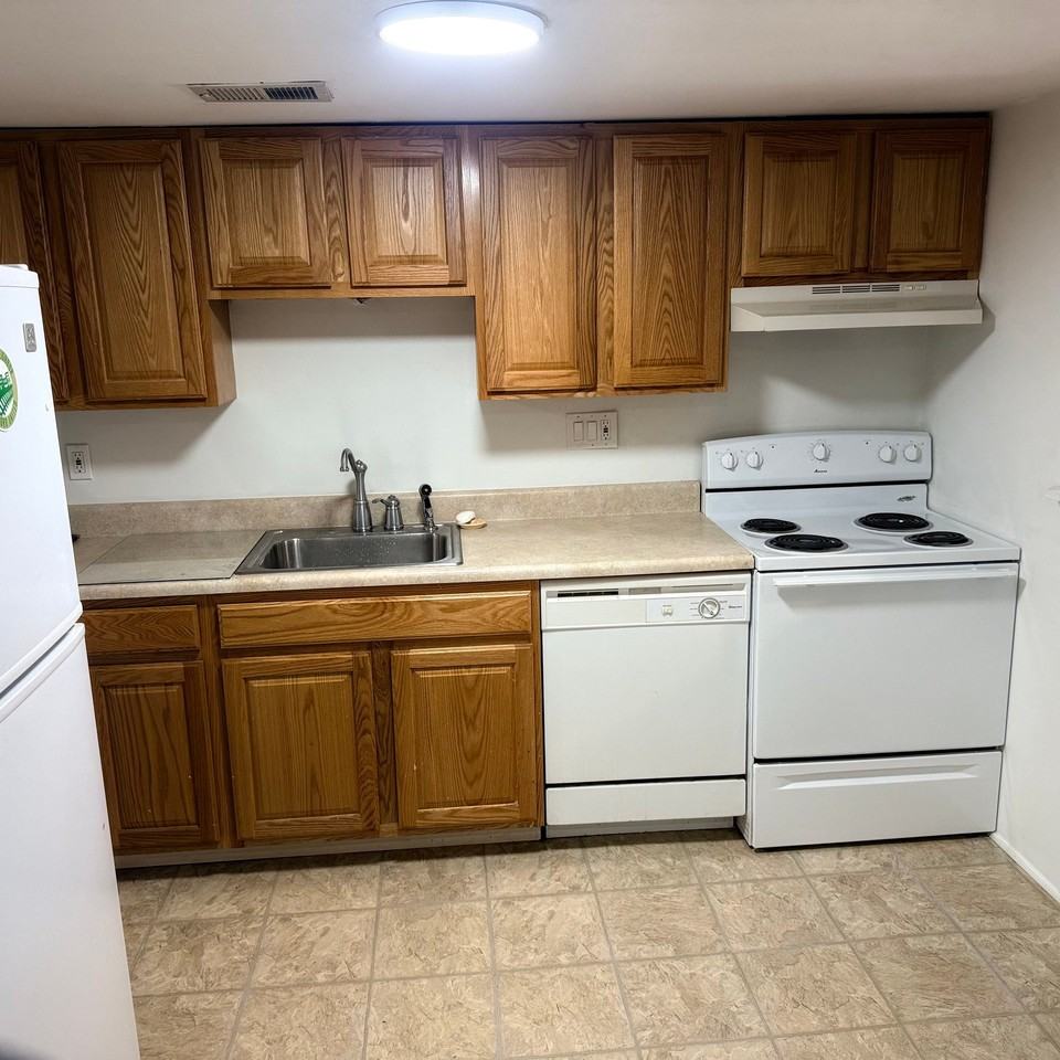 1824 Sturgeon Rd #1824 - Photo 5 of 8
